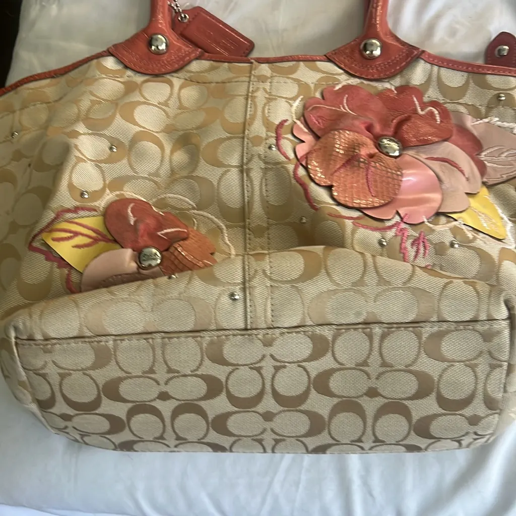 Coach Signature Floral Tote Bag Handbag - Image 5