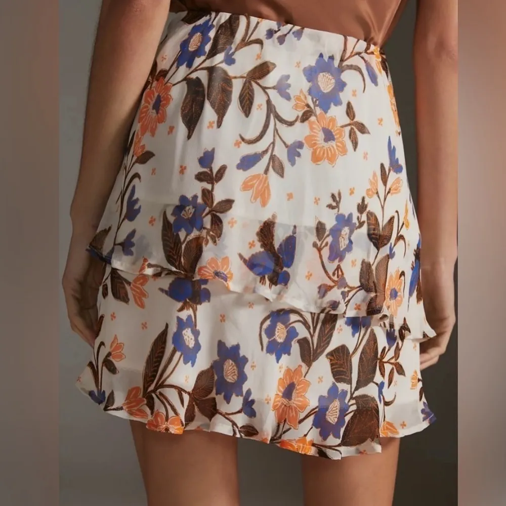 By Anthropologie Cream Floral Print Asymmetrical Tiered Flounce Mini Skirt - Image 2