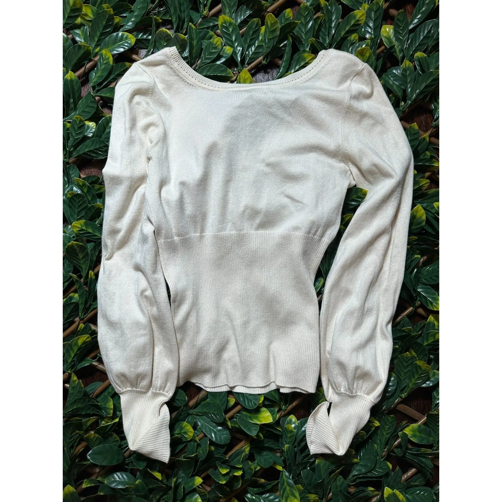 Vintage Express V Neck Cream Sweater Size Large - Image 5