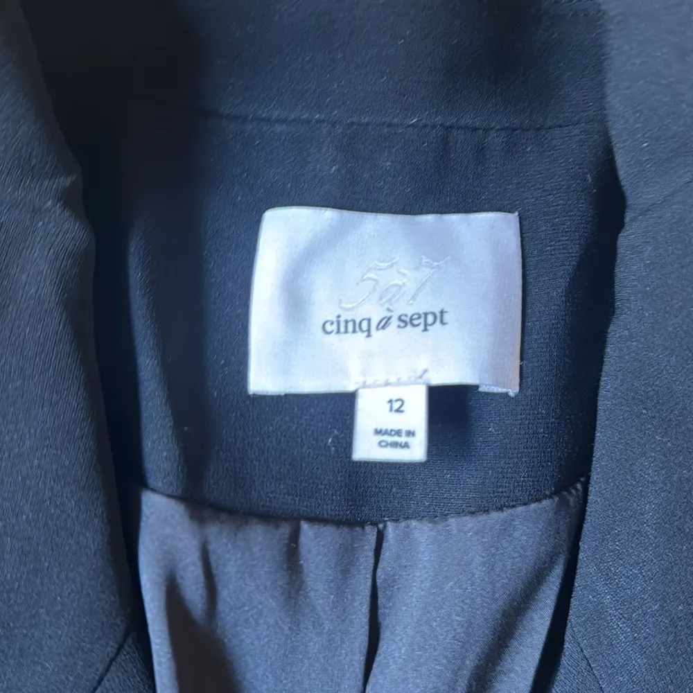 CINQ A SEPT BLACK BLAZER - Image 4