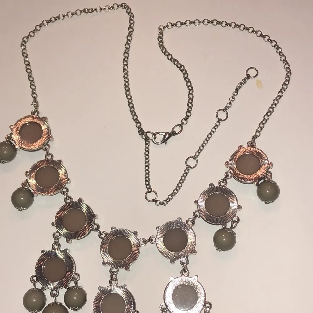 Silver Tone Huge Gray Stones Boho Statement Retro Bubble Necklace - Image 5