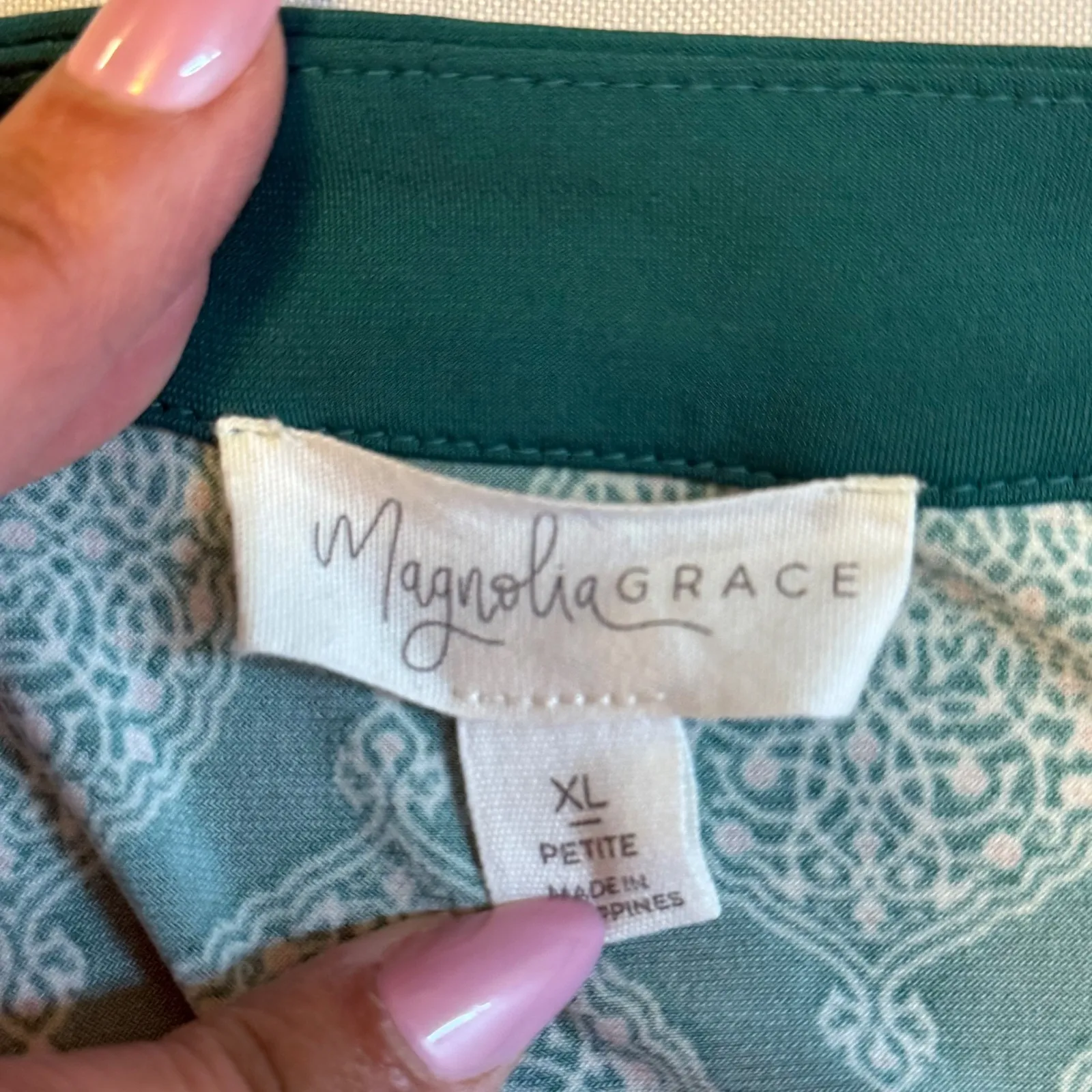 Magnolia Grace Alhambra Petite XL Green Medallion Print V Neck Sleeveless Dress - Image 7