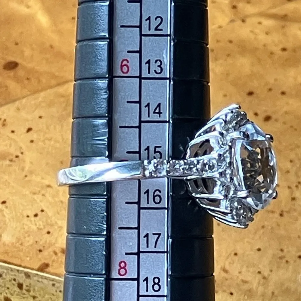 Natural White Topaz Sterling Silver Cocktail Ring Size 7 - Image 8