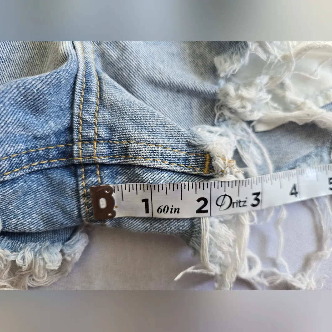 Rise‎ Light Wash Blue Distressed Denim Festival Shorts Size 5 - Image 5