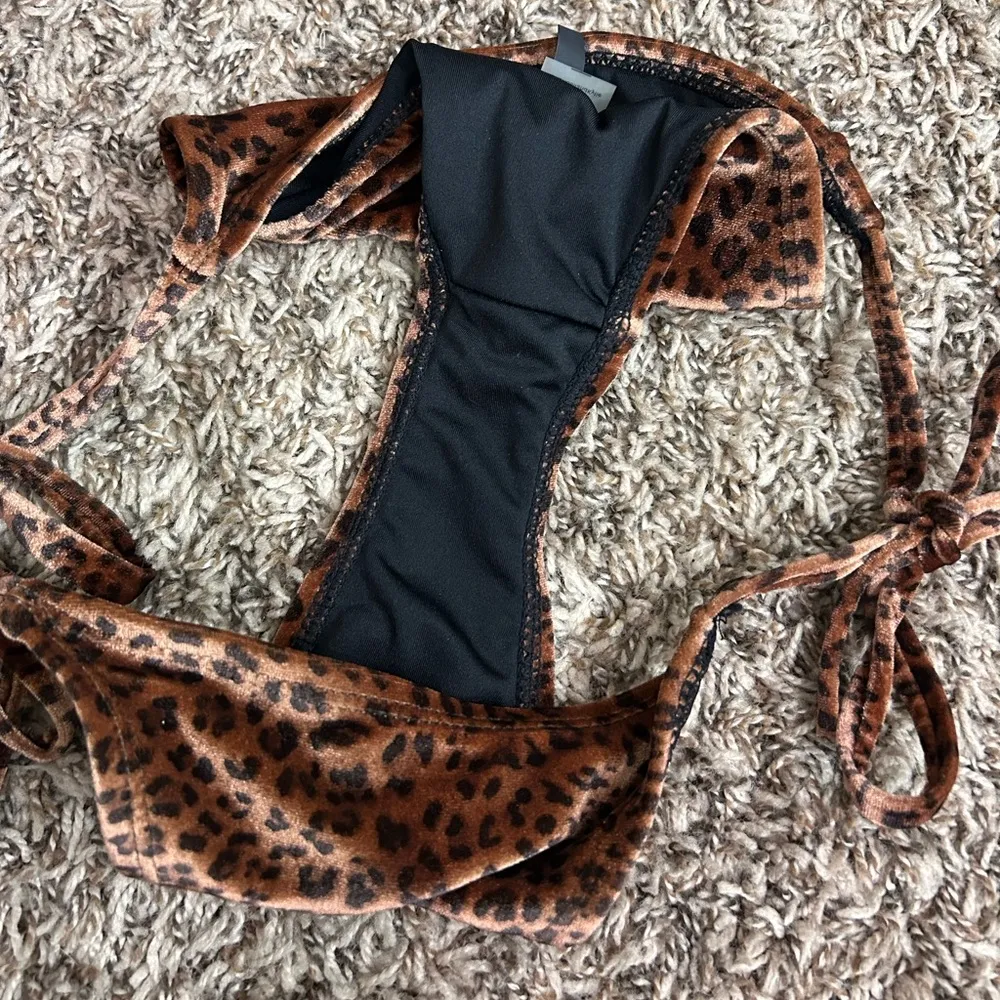 Kendall and Kylie 2 Piece String Tie Bikini Set Velvet Leopard Sz S - Image 4