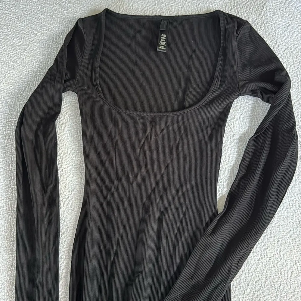 SKIMS Soft Lounge Long Sleeve Dress, Size Small, $90 - Image 7