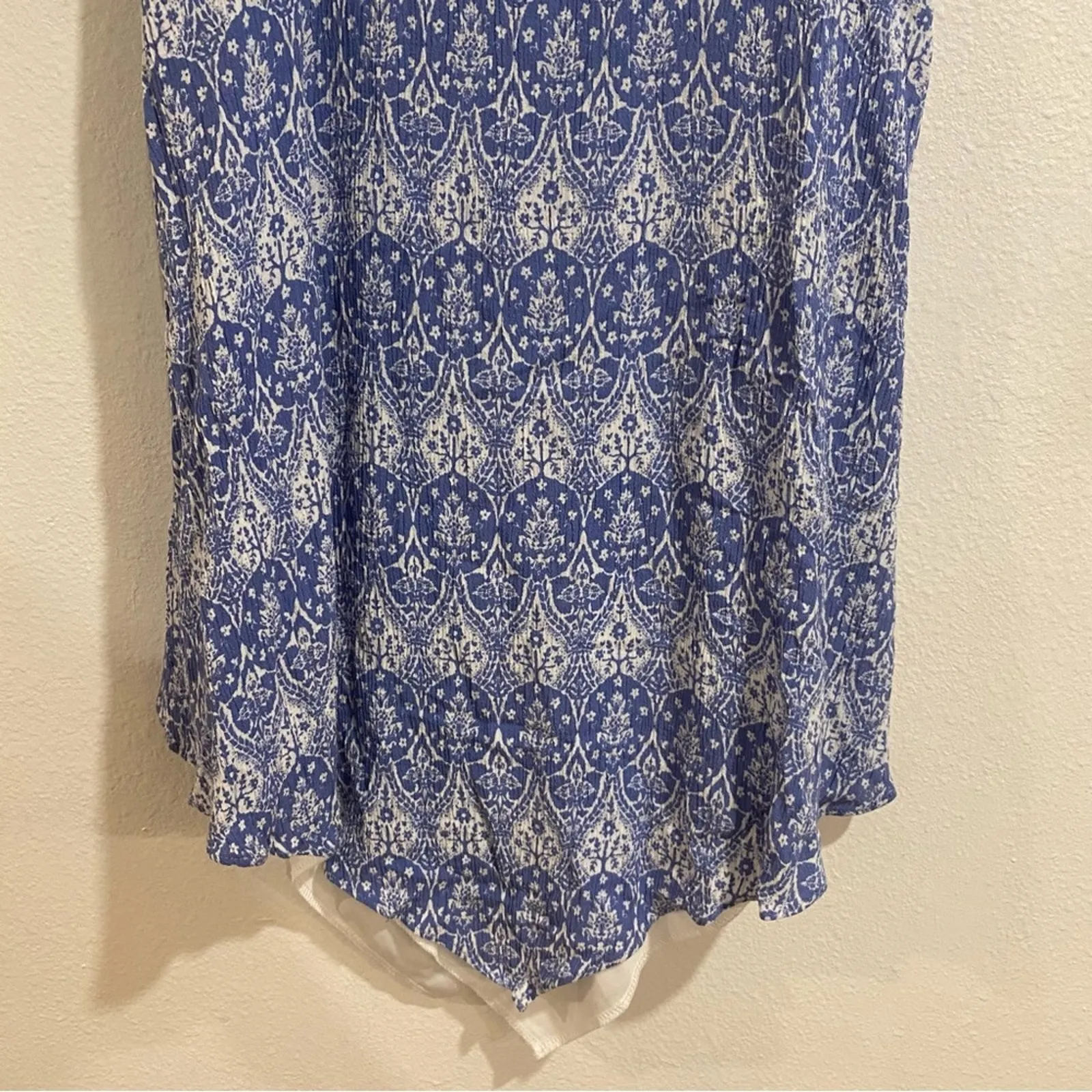 Audrey 3+1 Blue Paisley Sleeveless Blouse Sz S - Image 3