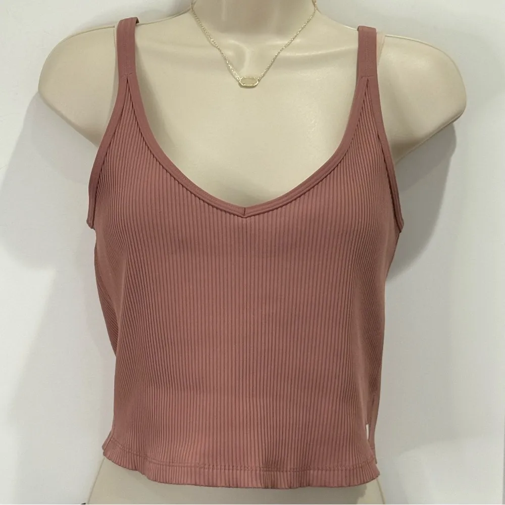 Vuori All The Feels Ribbed Strappy Tank Top Rosewood Mauve Cropped Yoga Large - Image 3