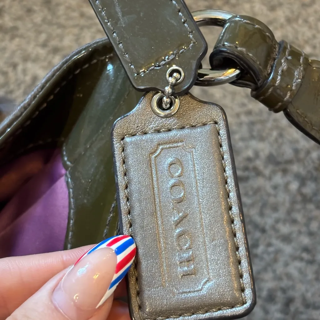 Coach Vintage Hobo Bag - Image 8