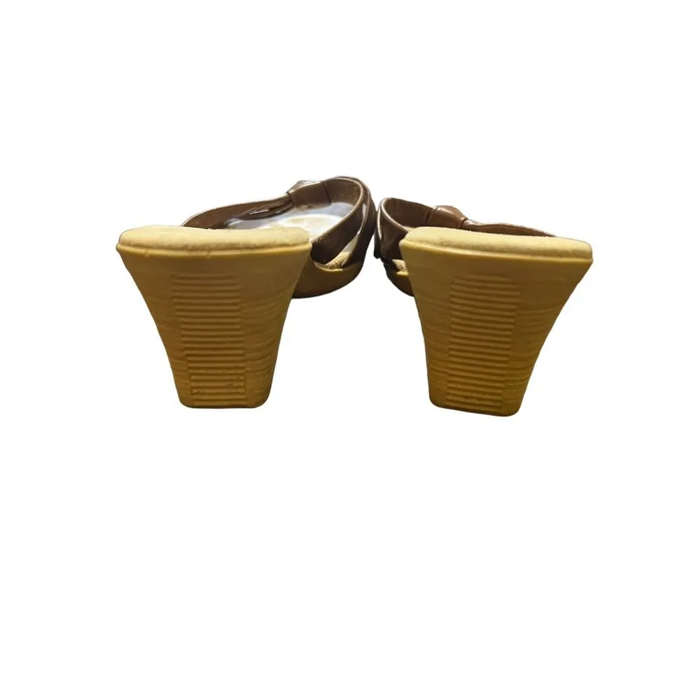 SAS 249070 Brown Leather Comfort Sandals Shoes Rubber Block Heel Slip On Size 8 - Image 4