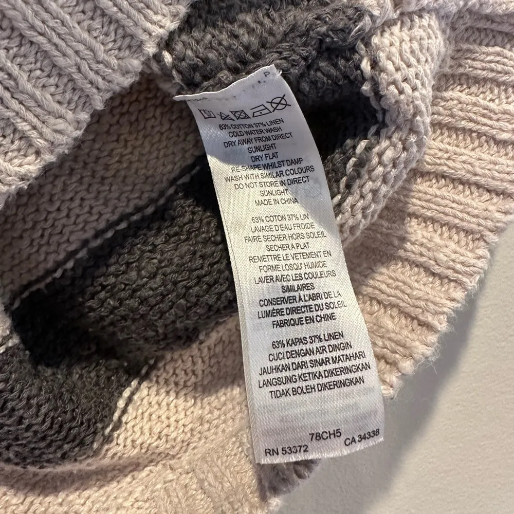 French Connection  Short Sleeve Sweater - Image 4