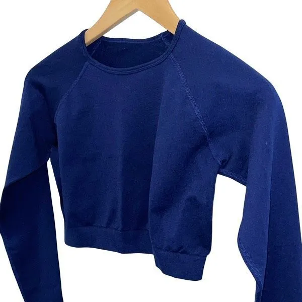 Unbranded Crop Stretch Athletic Top Navy Size‎ Medium Blue - Image 2