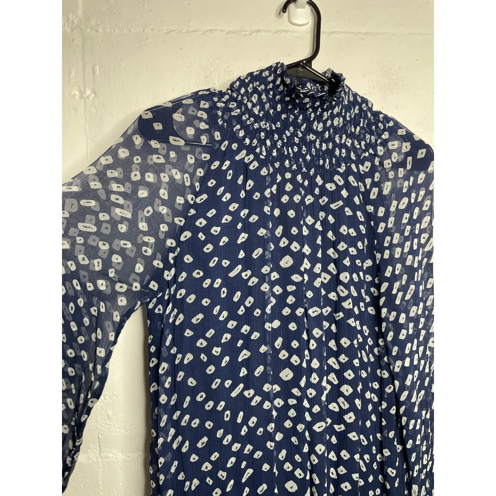 Velvet by Graham & Spencer Lisette Iman Printed Chiffon Dress Navy Blue Small - Image 2