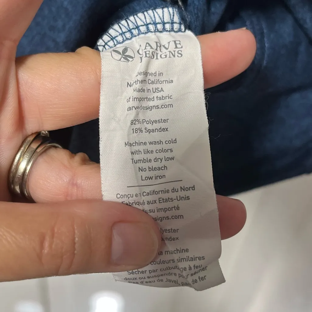 Carve Designs Mini Performance Long sleeve Space Dye blue dress size medium - Image 5