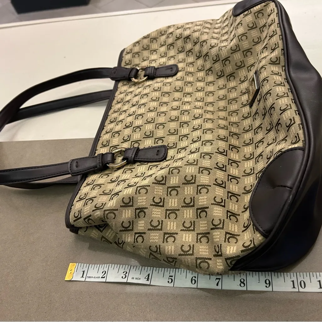 Tote Elegant Tan and Black Tote Bag Liz Claiborne CLEAN-like new - Image 7