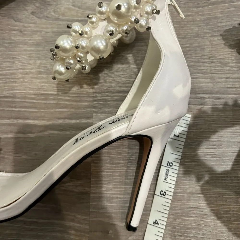 Privileged Heels in Great condition - Image 10