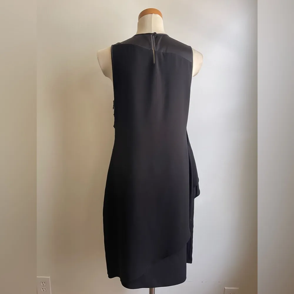 Halston Heritage Sleeveless Black Sheath Dress Satin Tiered Keyhole Cocktail 6 - Image 4