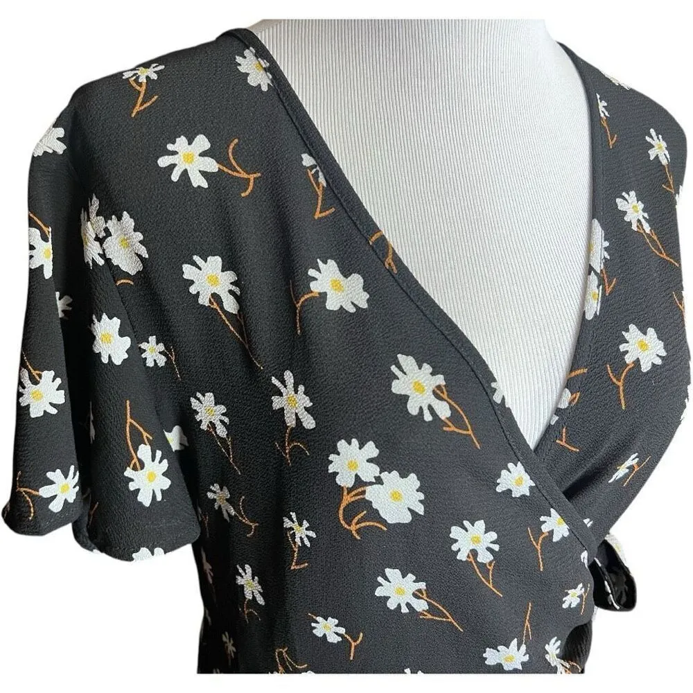 Womens Boutique Floral Print Short Sleeve Butterfly Hem Ruffled Dress - Image 3