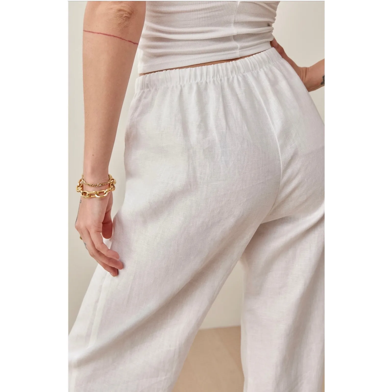 Reformation Olina White Linen Wide Leg Pants - Size Medium - Image 2