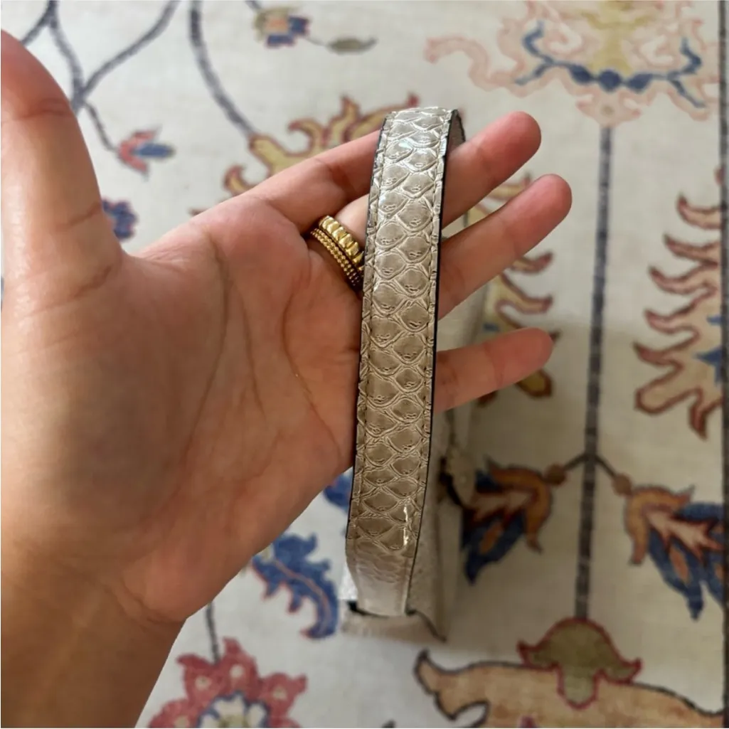 Vintage Y2K Guess Silver Snakeskin Shoulder Mini Bag Patent Leather - Image 5