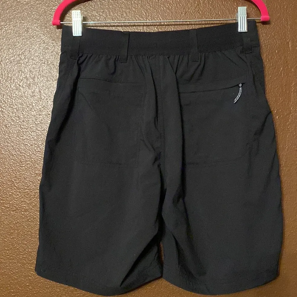 Woman’s EUC Sz 6 REI Black Athletic Shorts Lightweight Quick - Image 2