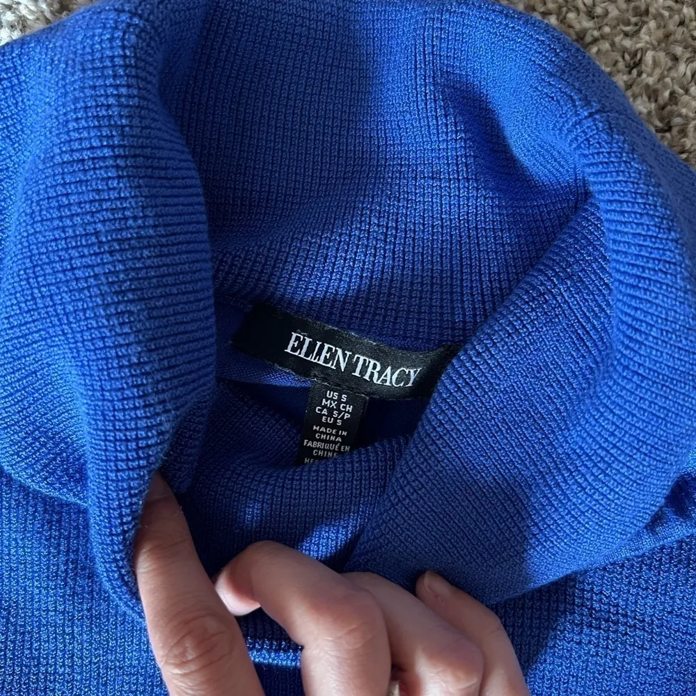 Ellen Tracy Blue Knit Cowl Neck Sweater - Image 5