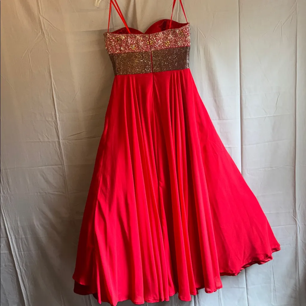 Wow prom&pageant Strapless Red and Gold ,silver Dress Size 10 - Image 9