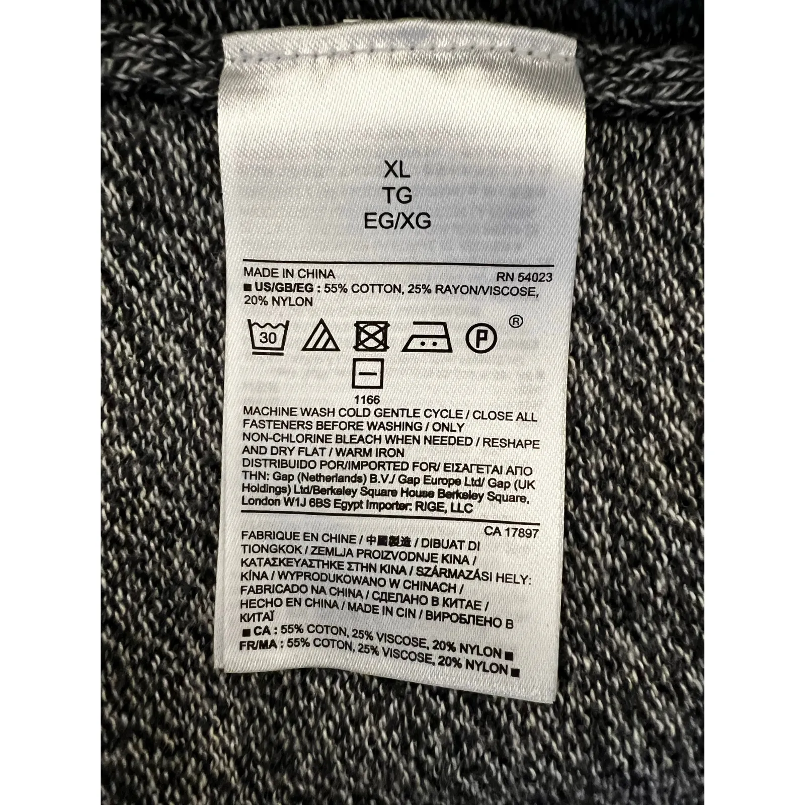 Banana Republic Factory marled gray v-neck button front Cardigan Size XL - Image 6