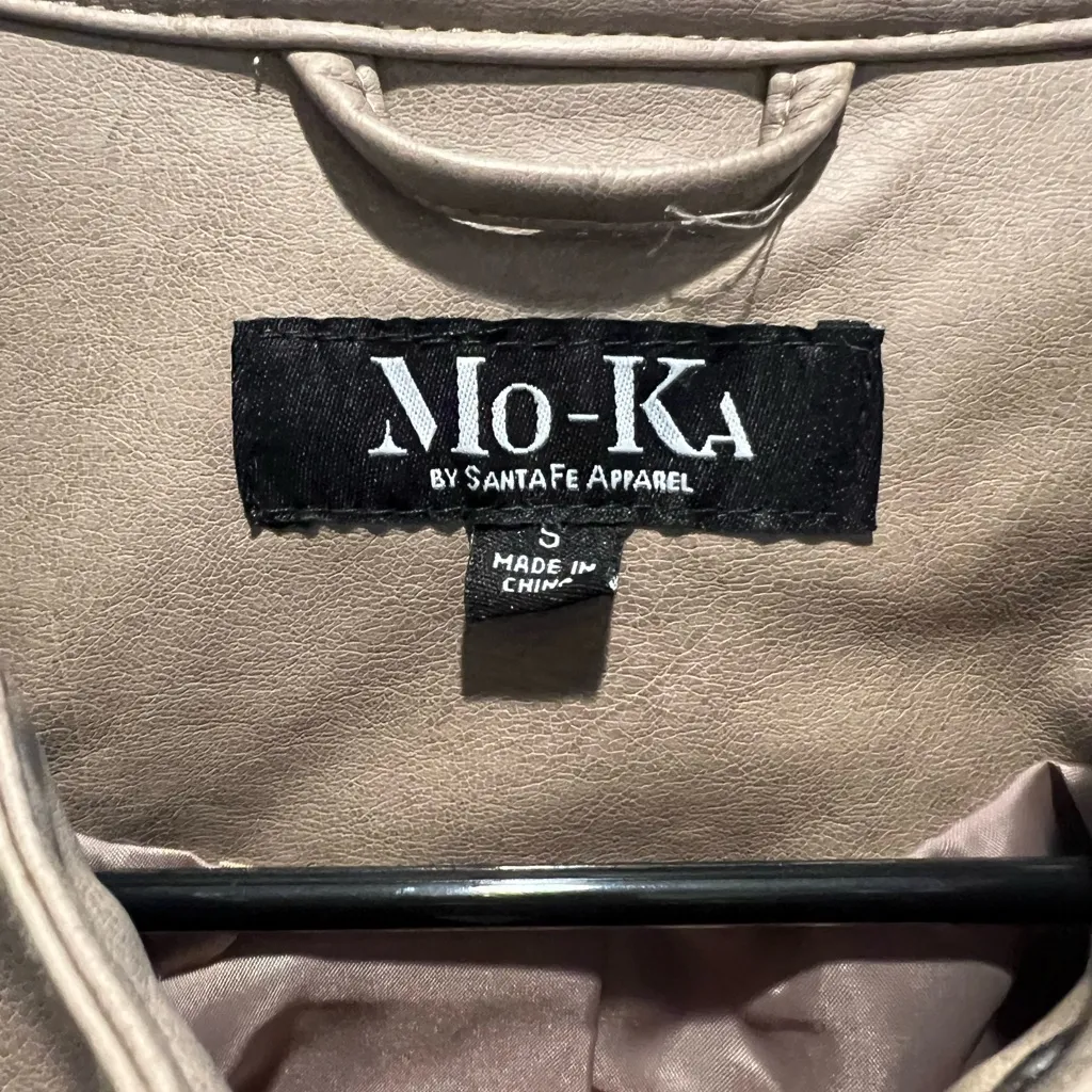 Tan faux Leather Jacket with Tailored Silhouette and Standing Collar - Image 2