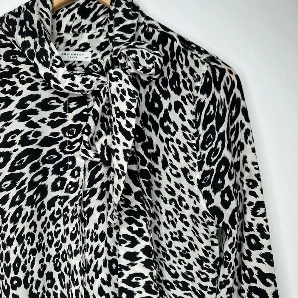 Equipment Femme Leema Black/White Leopard Print Tie Neck Long Sleeve Dress Small - Image 5