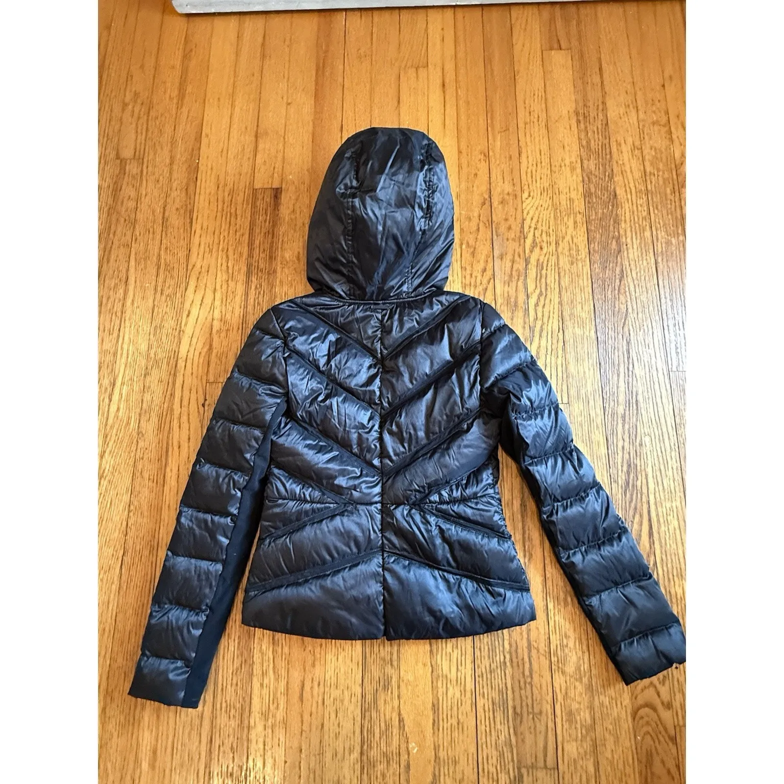 Blanc Noir Women's Puffer Full Zip Down & Feather Jacket Size Small Black - Image 9