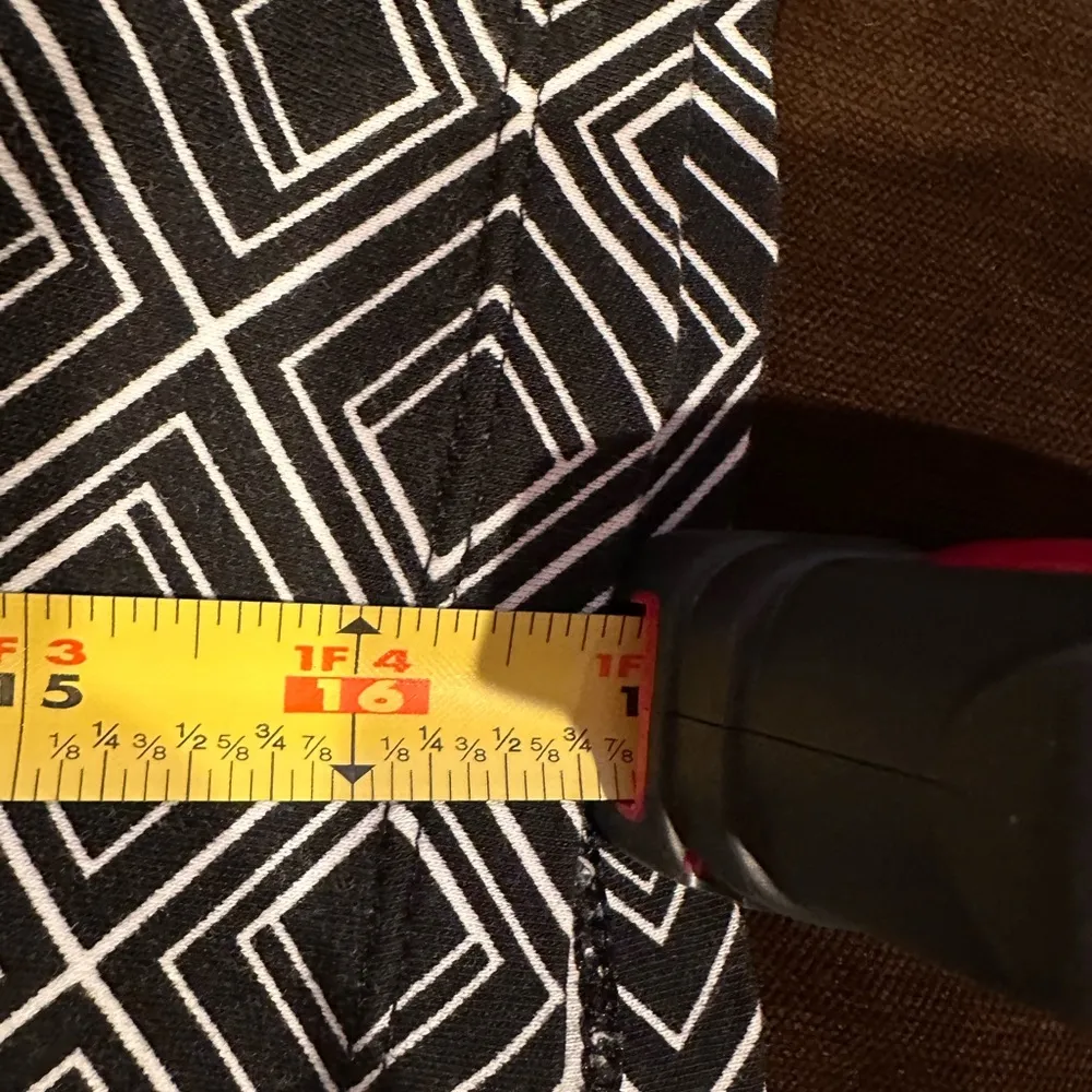 Jones New York Signature Black And White Geometric Min Skort With Pockets SZ XXL - Image 10