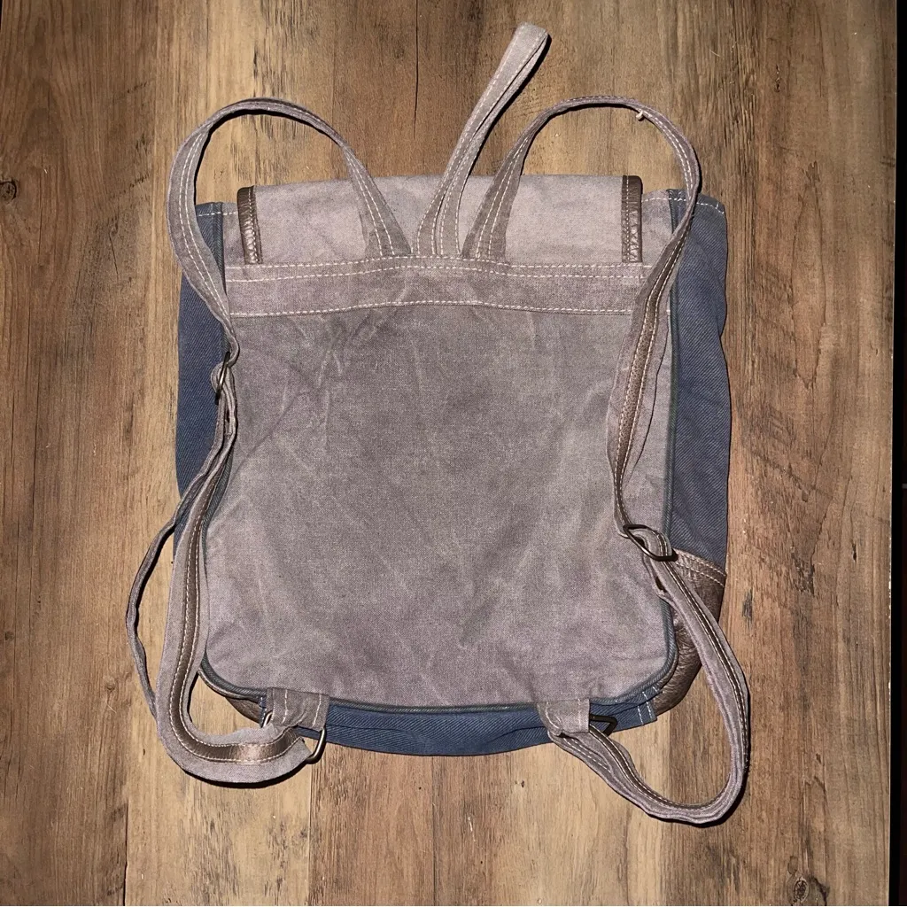 Myra Bicycle Canvas Backpack - Image 2