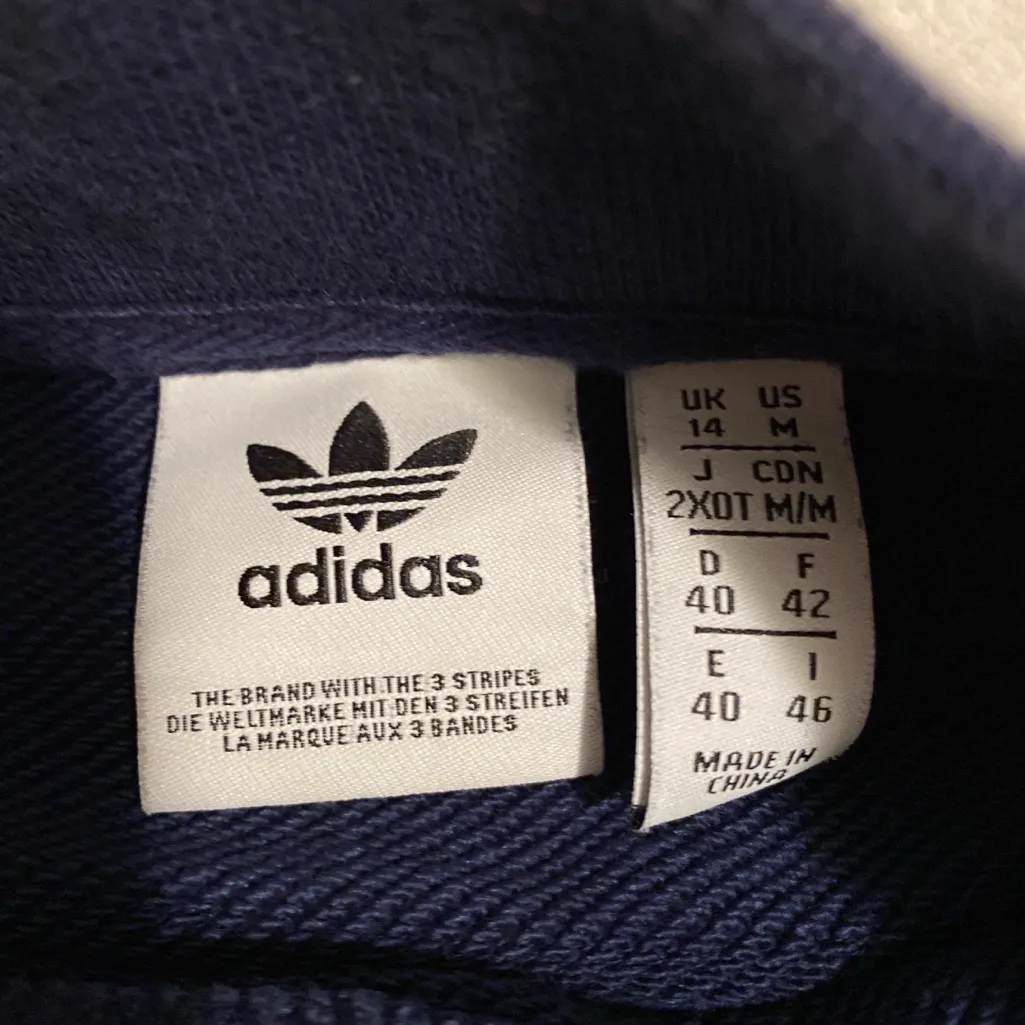 Adidas Blossom Of Life Cropped Navy Sweatshirt - Image 3