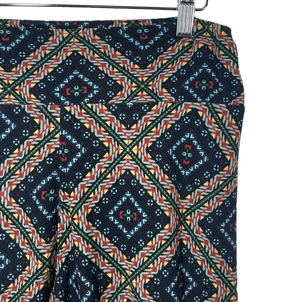 LulaRoe Women’s Aztec Tribal Print Leggings Multicolor Size Tall & Curvy (12-18) - Image 2