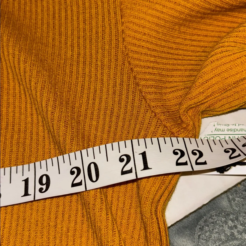 JUNE & HUDSON GOLD COLORED RIBBED KNIT LONG SLEEVE TOP 2 BUTTONS ON EACH SIDE Yellow Size XL - Image 11