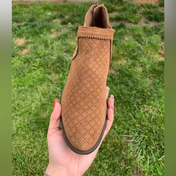 Earth Spirit Brown Leather Ankle Boots womens‎ 8.5 fall summer boho - Image 3