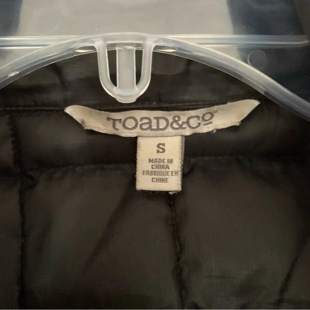 Toad & Co Puff Vest Black - Image 2