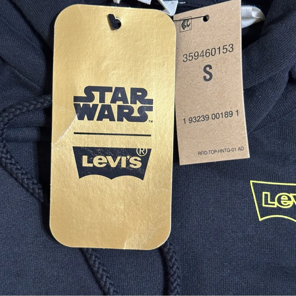 Levi’s X Star Wars Chewbacca Graphic Hoodie - Image 11