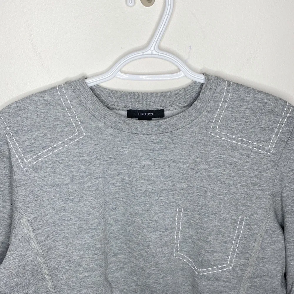 Forever 21 grey fleece lined stitched sweatshirt size S - Image 14