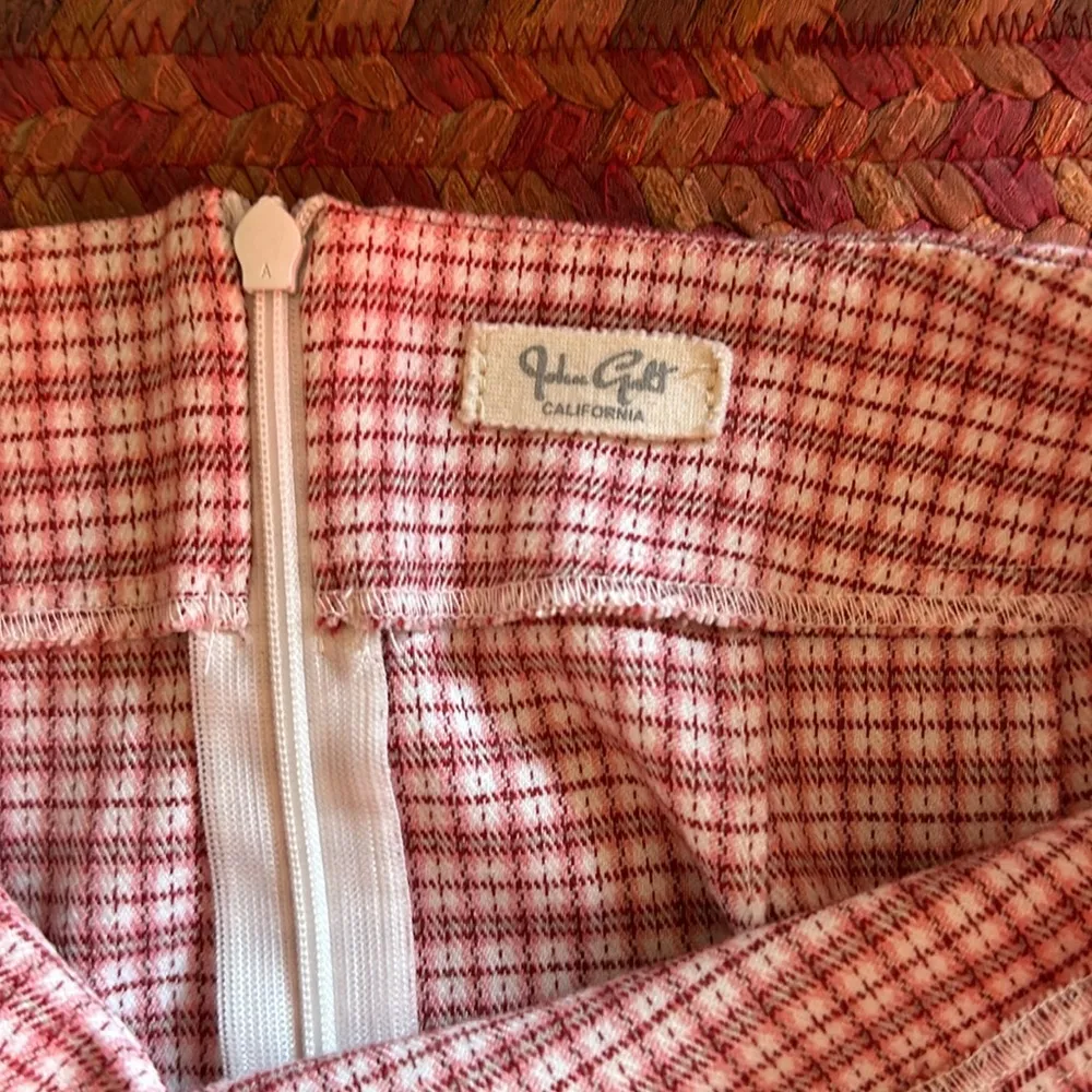 JOHN GALT / BRANDY MELVILLE RED MICRO PLAID MINI SKIRT DOUBLE PLEAT - Image 2