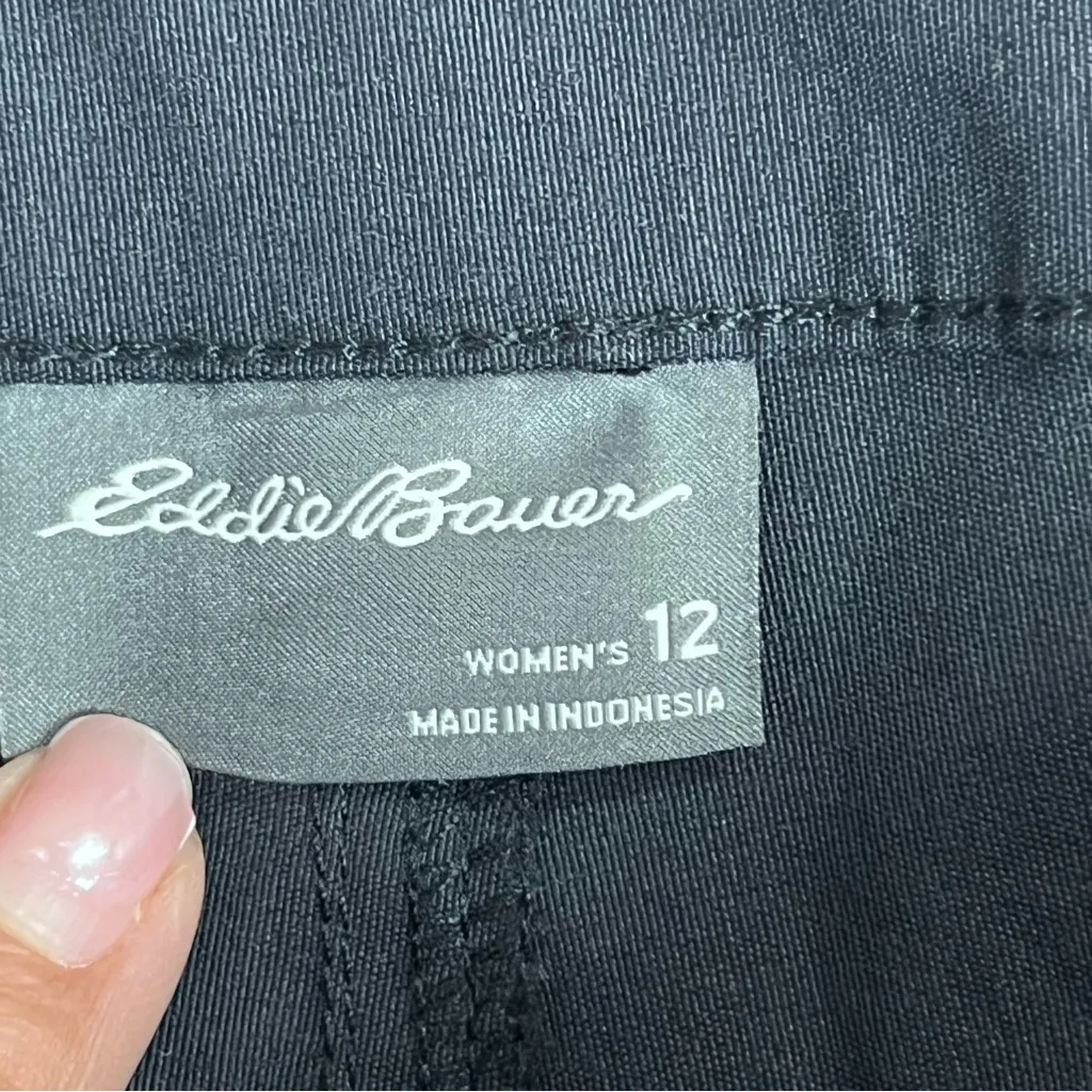 NWT Eddie Bauer women’s size 12 convertible Pants hiking camping nylon UPF 50+ - Image 3