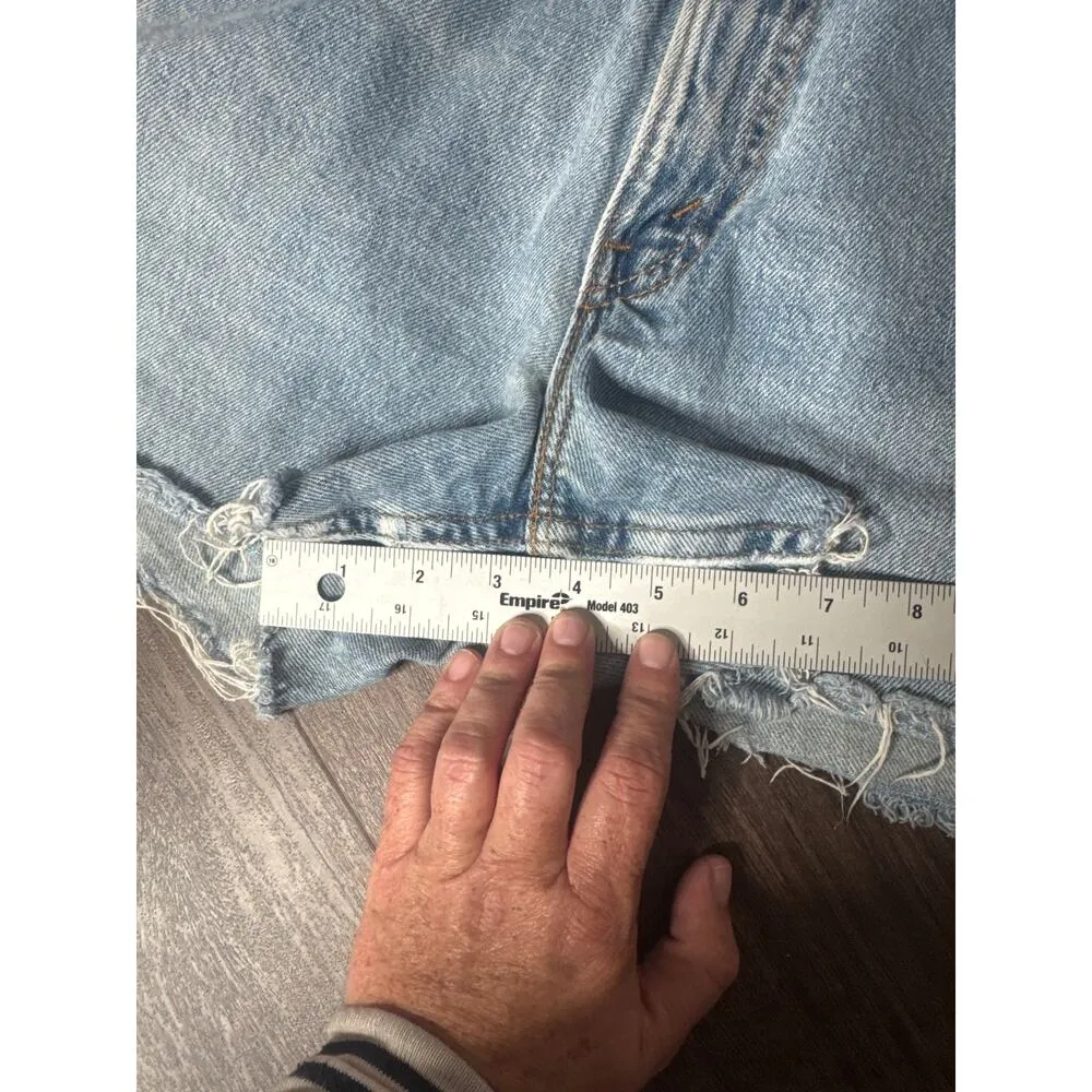Vintage Levi’s 525 Special Reserve Cutoff Shorts 90s USA Size 26 Light Wash - Image 7