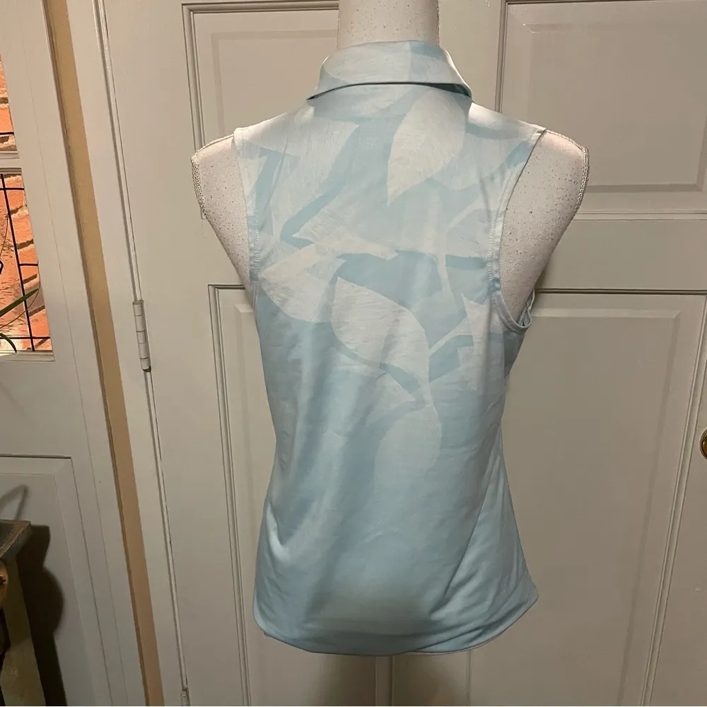 Nike Women’s Sleeveless Top - Image 3