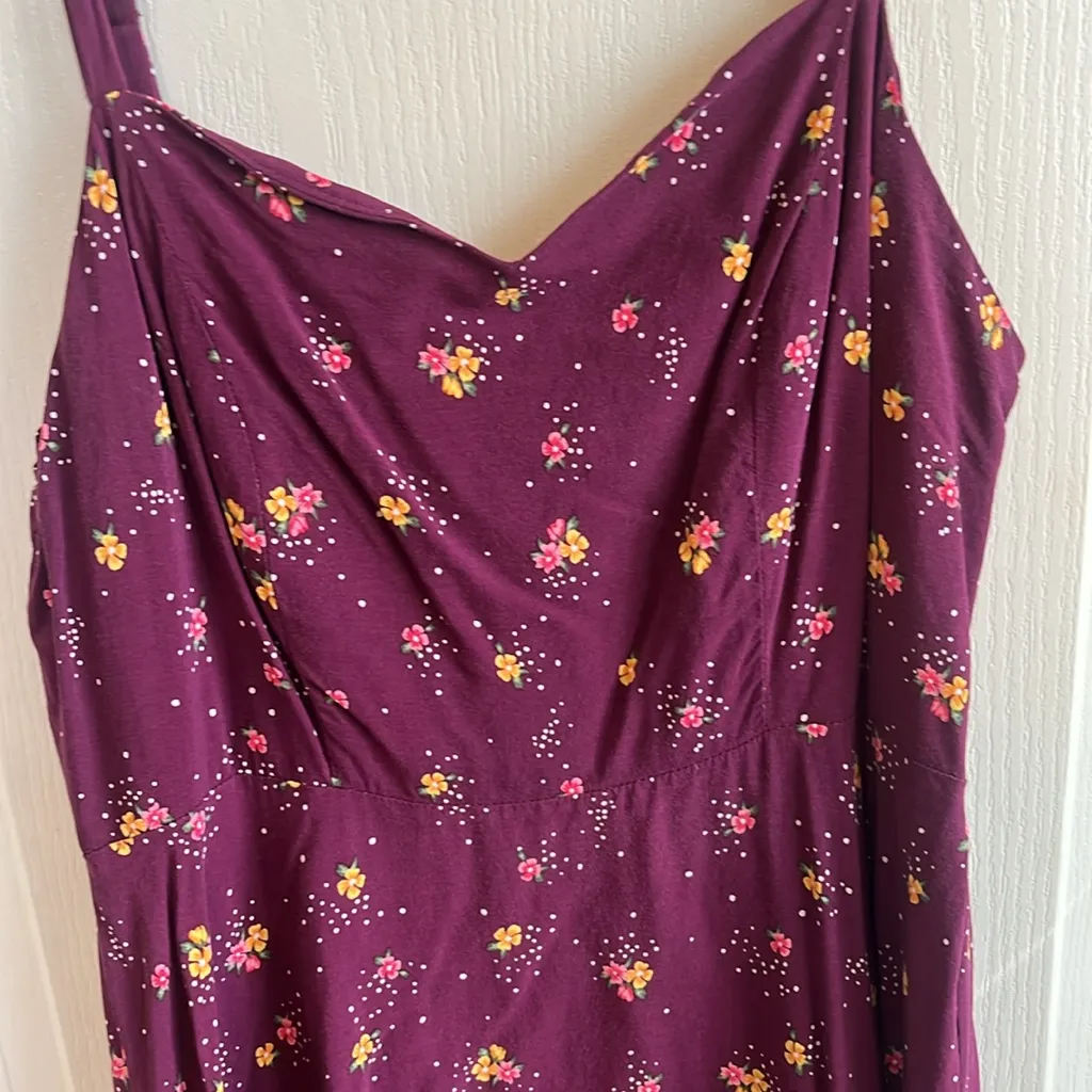 Old Navy Burgundy Floral Cami - Image 2