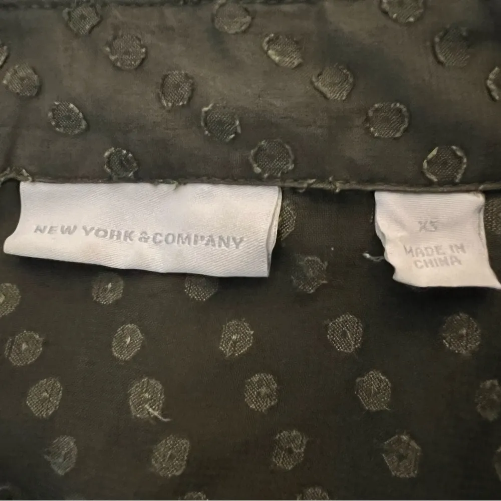 NY&CO forest green polka blouse - Image 2