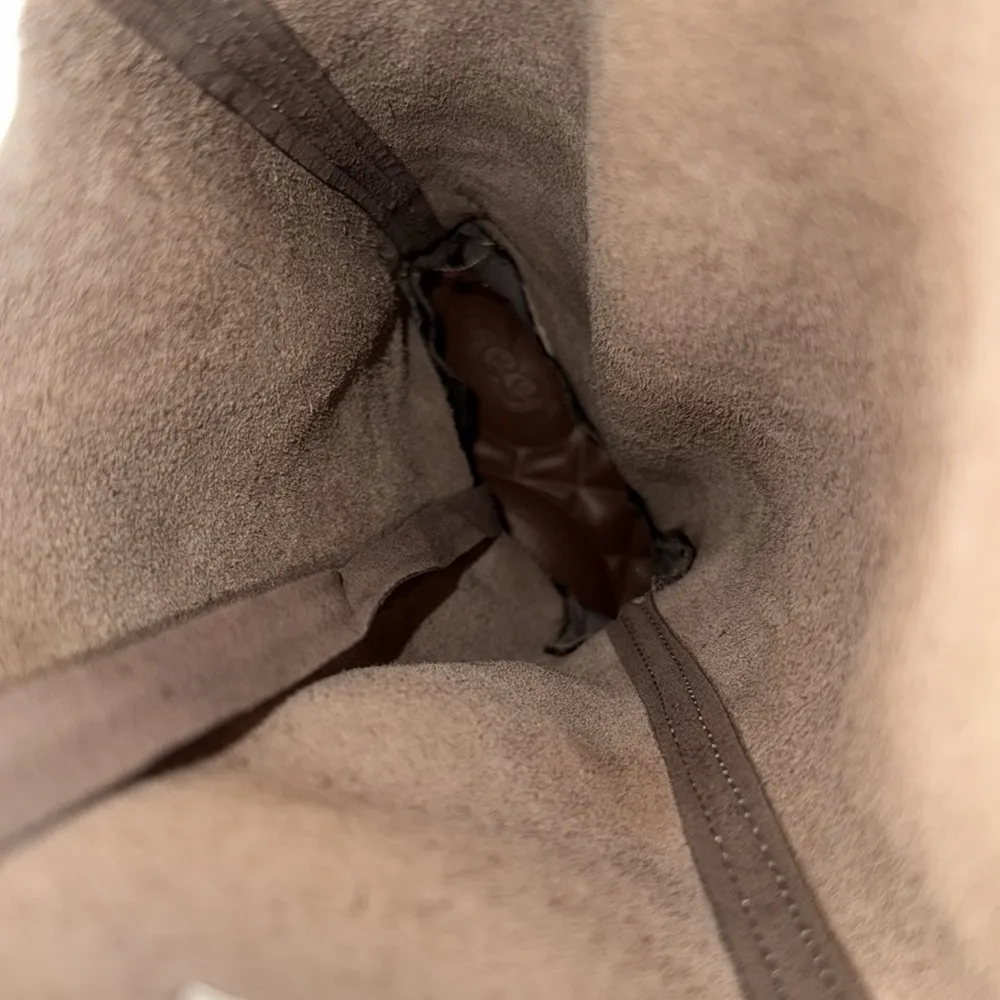 Reef relaxed slouchy boot in suede natural
Color slip on  High Desert suede boot - Image 7