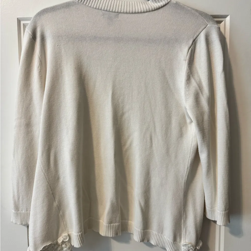 Nine West Open Front Floral Lace Cardigan 
Size  Medium - Image 3