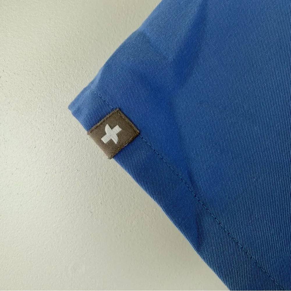 Figs Casma Three-Pocket Scrub Top Size Medium Blue PO 1494 Style FW1100 - Image 5