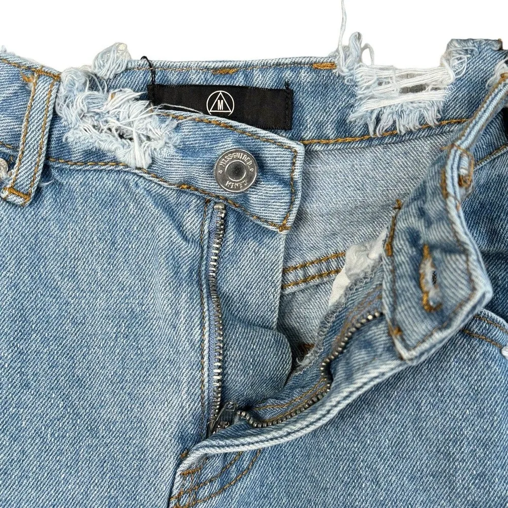Misguided SZ 6 Denim Jean Skirt Distressed/Rips Pockets Frayed Hem Light Wash - Image 3